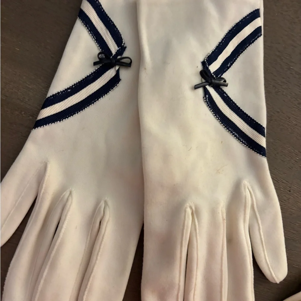 Lot /Collection of Vintage Ladies Gloves